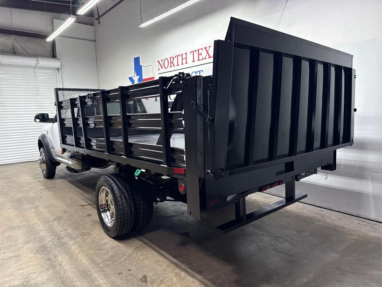 RAM 5500 Regular Cab 4WD DRW 2022