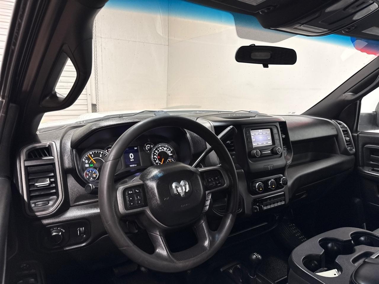 RAM 5500 Regular Cab 4WD DRW 2022