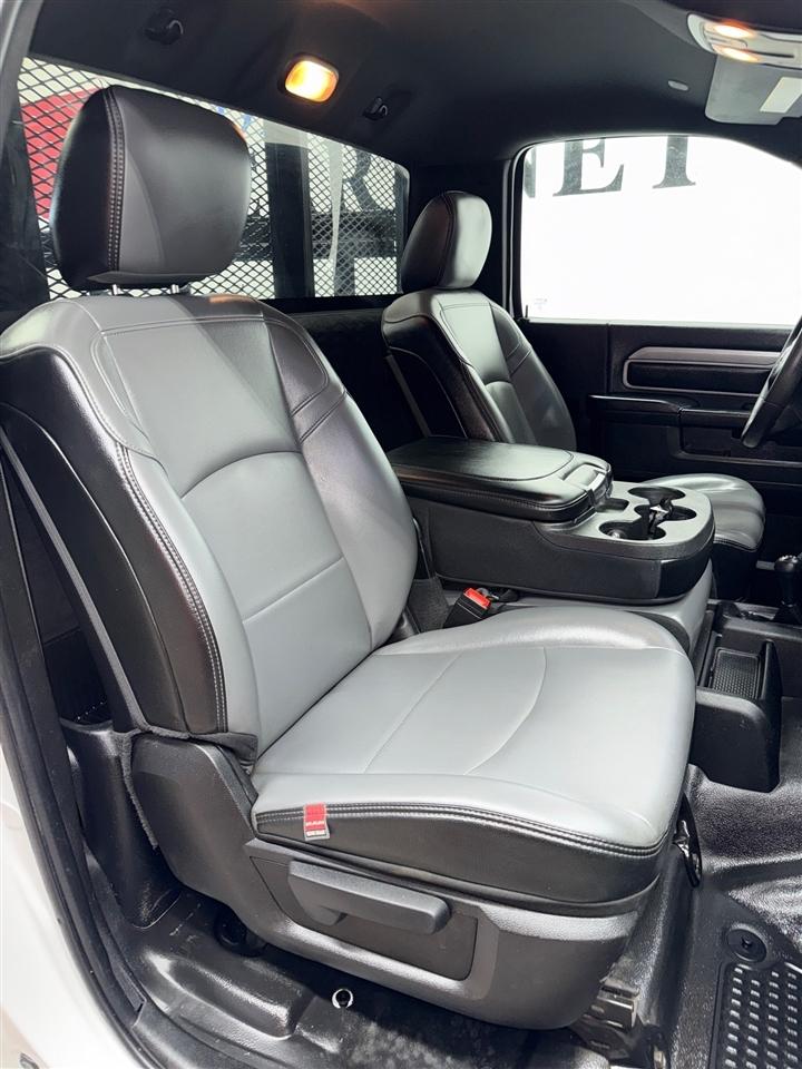 RAM 5500 Regular Cab 4WD DRW 2022