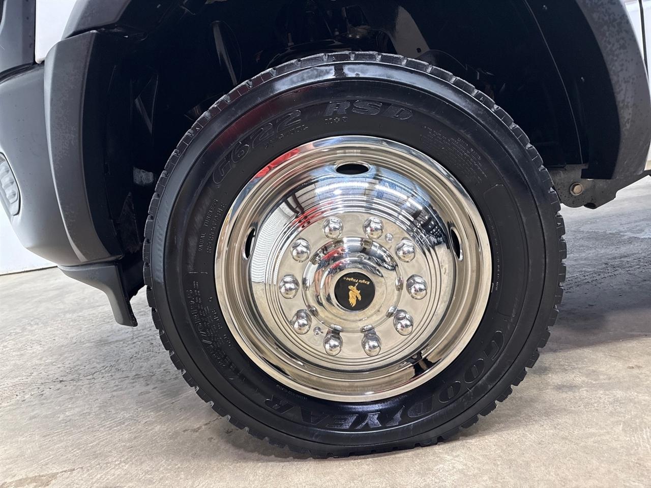RAM 5500 Regular Cab 4WD DRW 2022