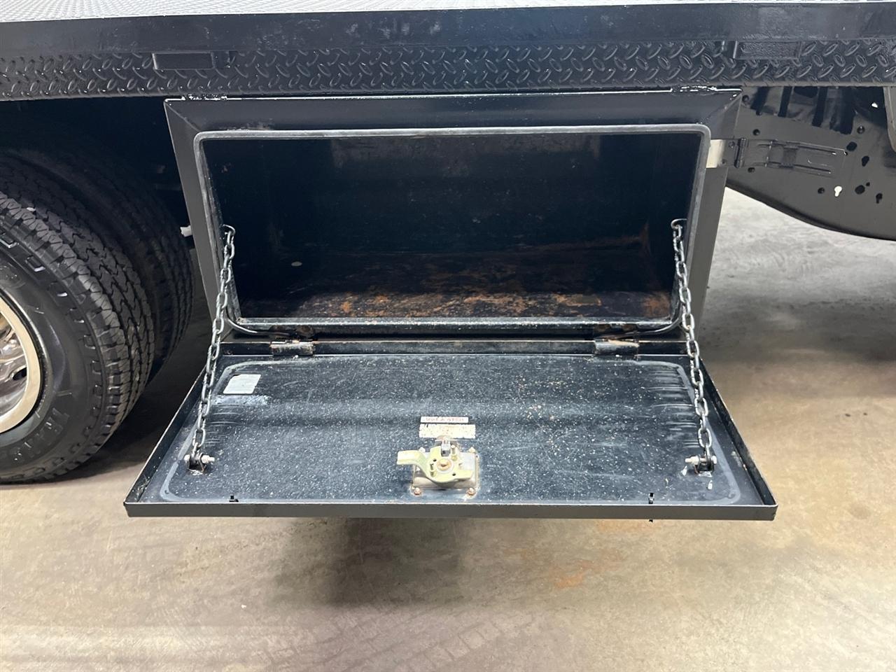 Chevrolet Silverado 3500HD Work Truck Long Box 2WD 2017