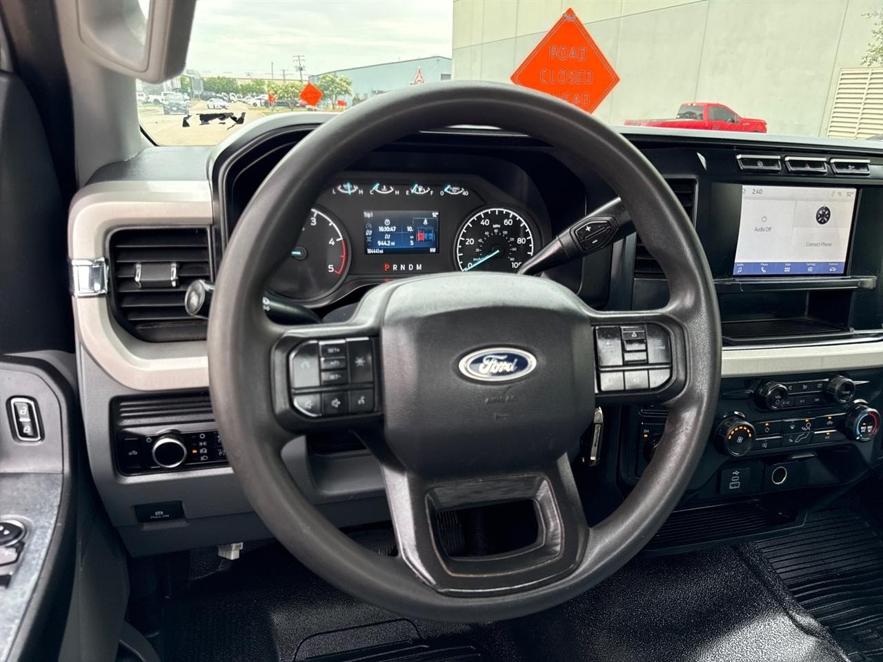 Ford F-450 SD Regular Cab DRW 4WD 2023