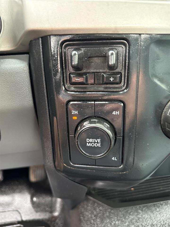 Ford F-450 SD Regular Cab DRW 4WD 2023