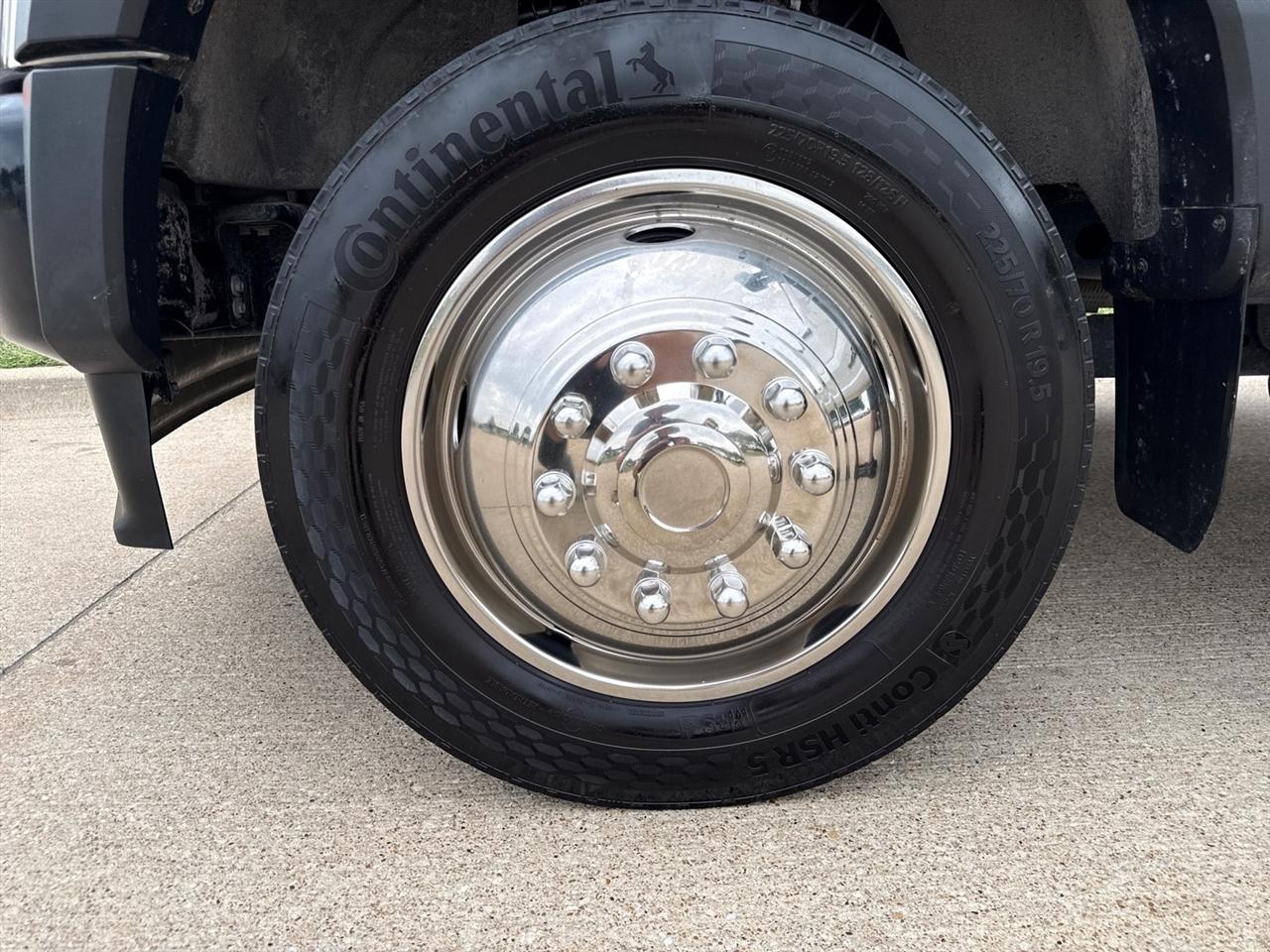 Ford F-450 SD Regular Cab DRW 4WD 2023