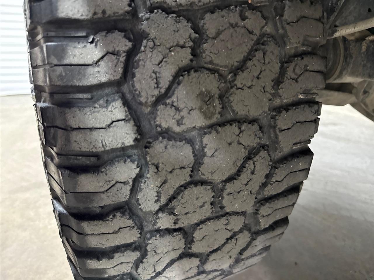RAM 2500 Tradesman Crew Cab LWB 4WD 2015