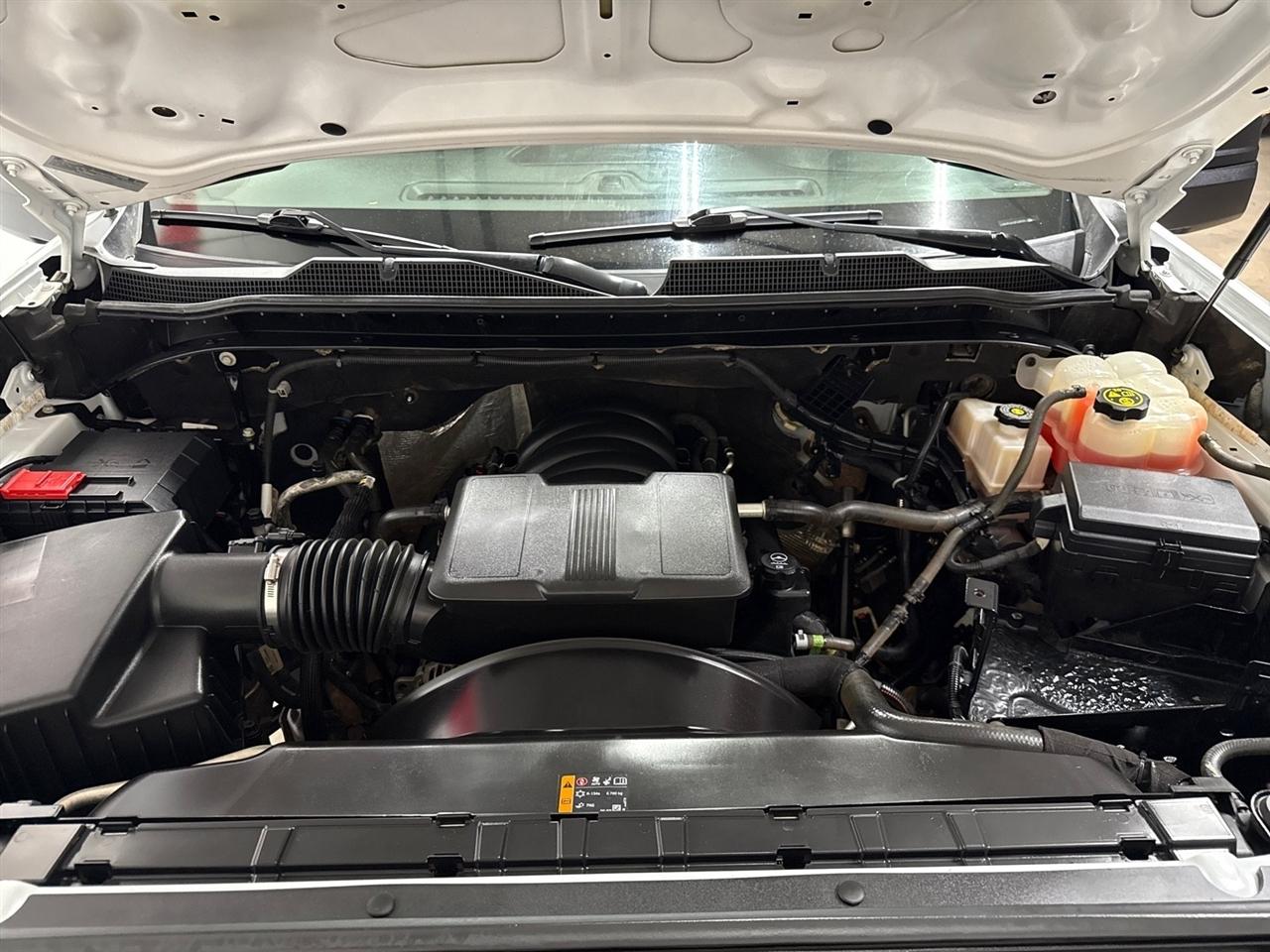 Chevrolet Silverado 2500HD Work Truck Crew Cab Long Box 4WD 2023