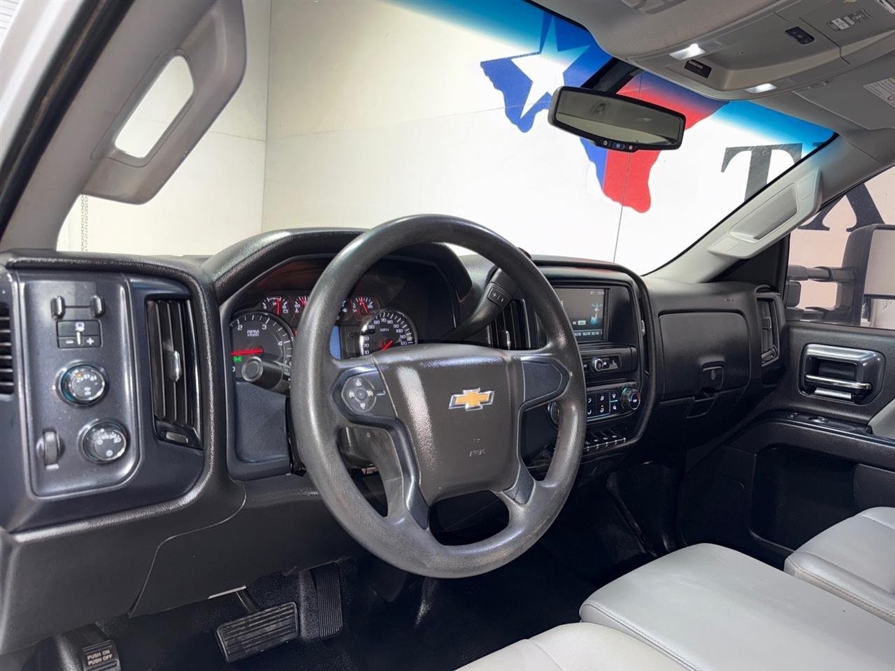 Chevrolet Silverado Medium Duty  2020