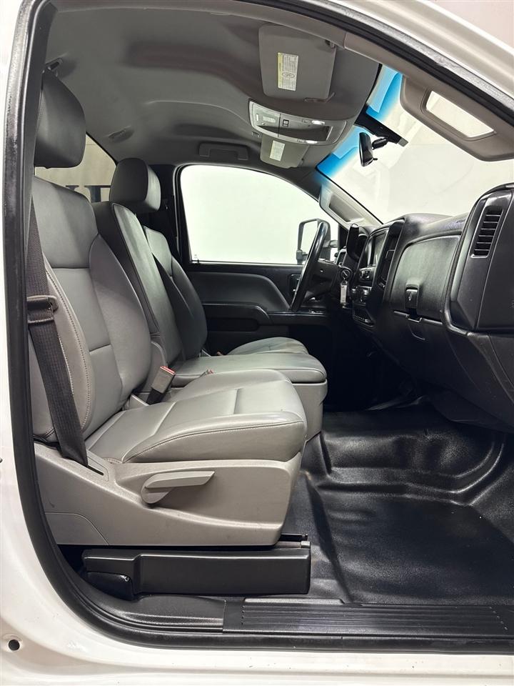 Chevrolet Silverado Medium Duty  2020