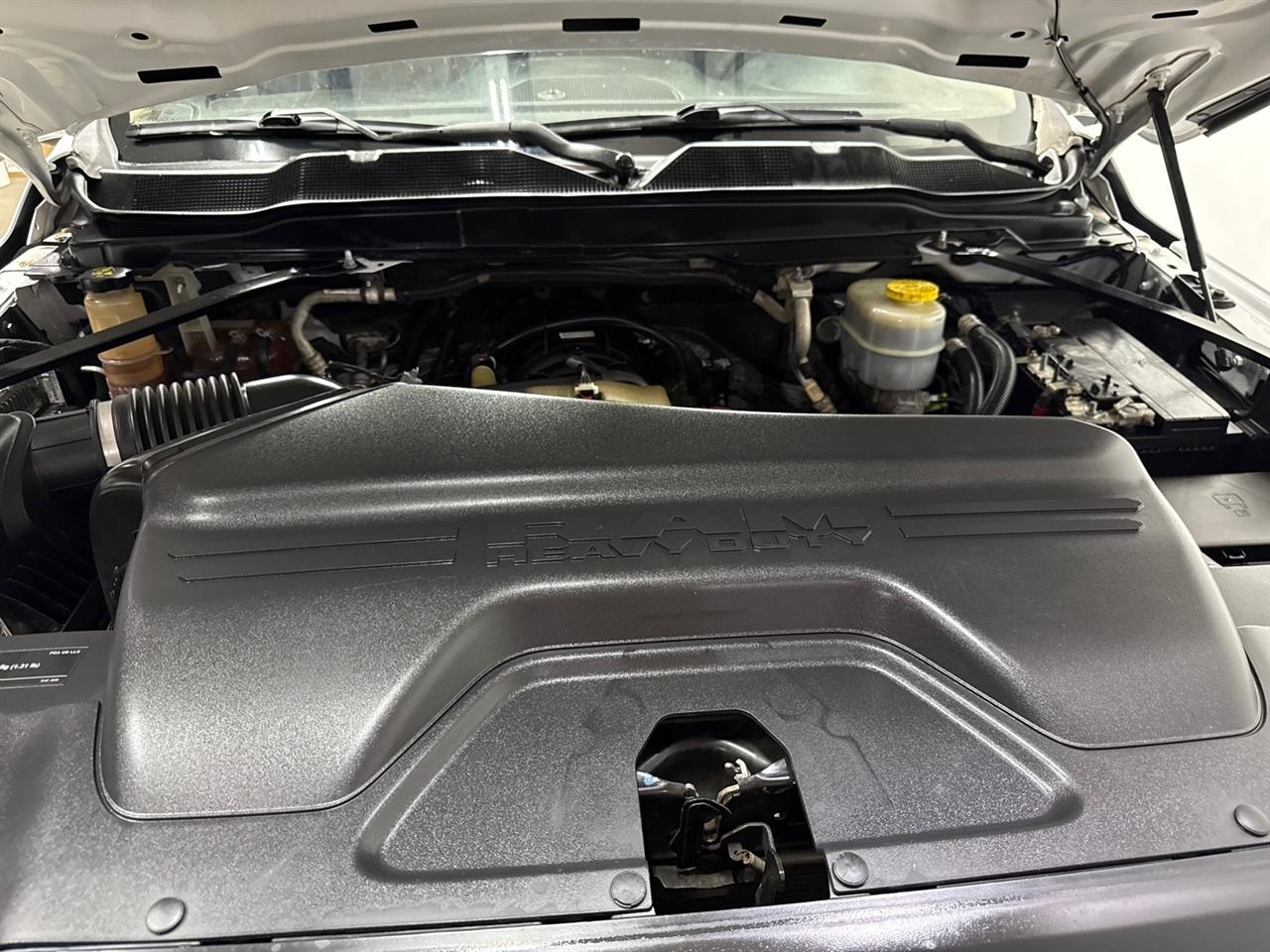 RAM 3500 Regular Cab 2WD SWB DRW 2019