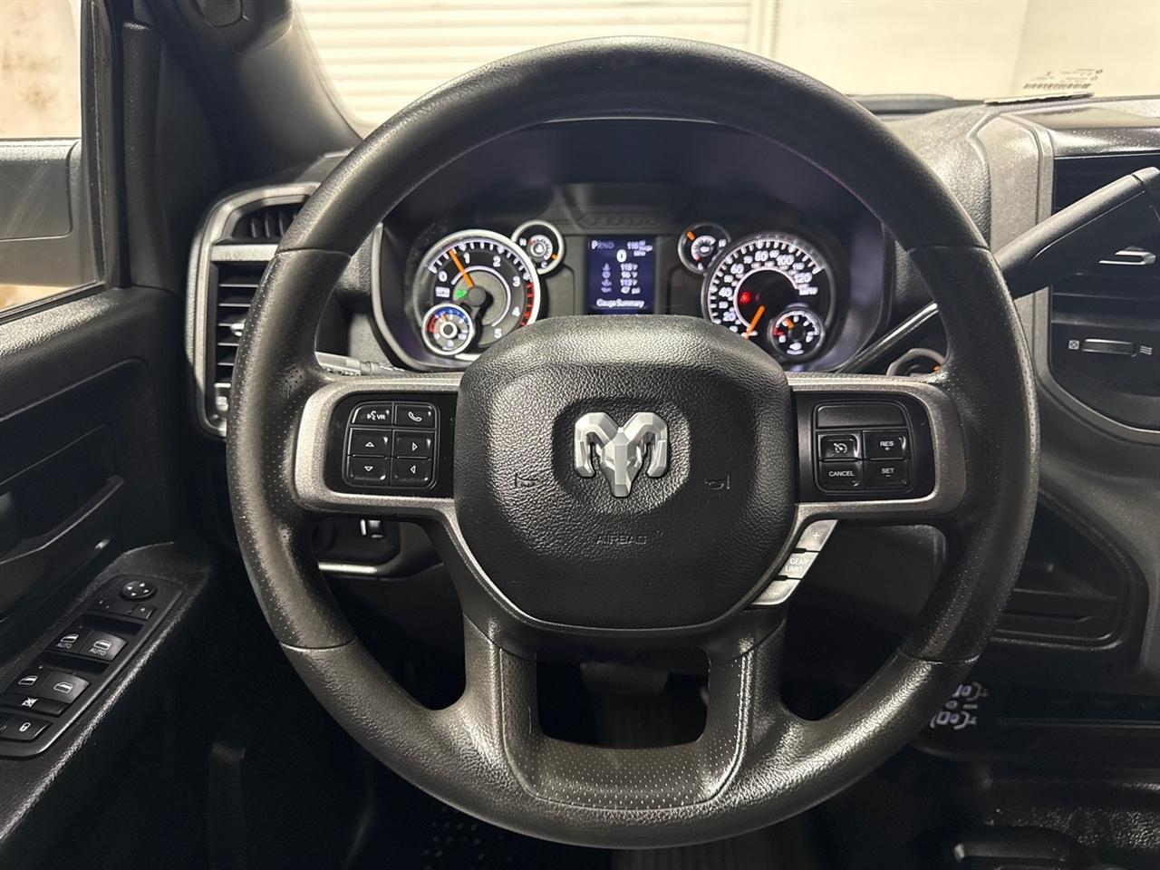 RAM 3500 Crew Cab 4WD DRW 2022