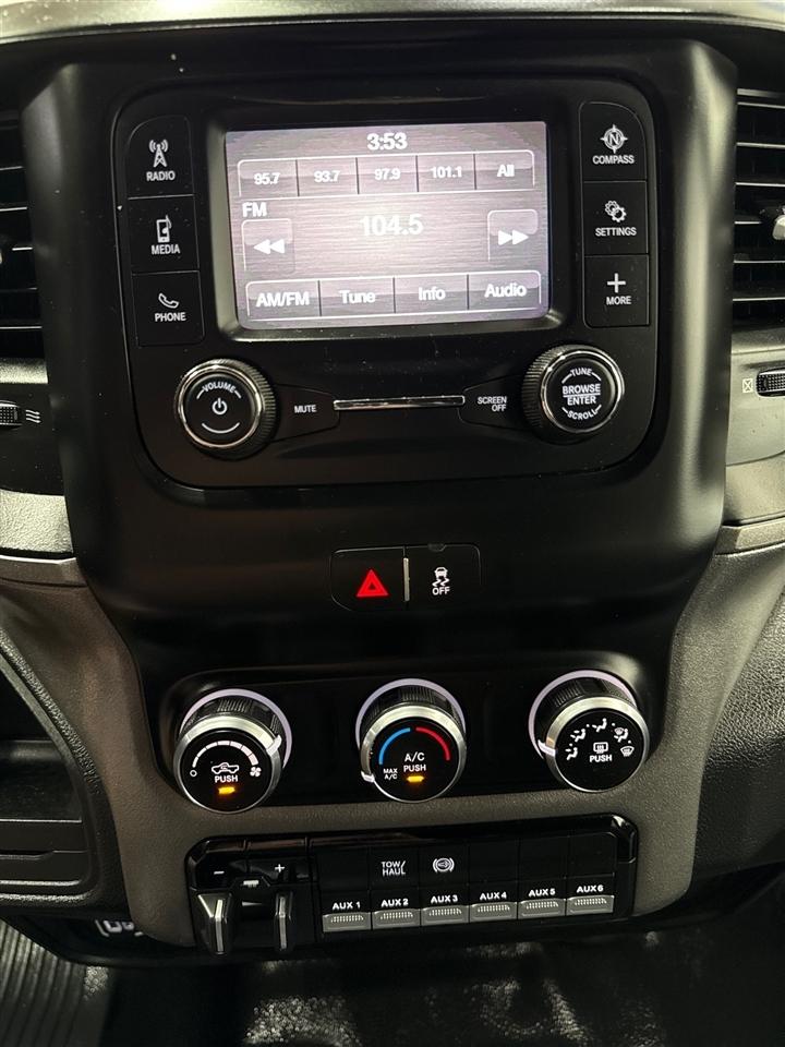 RAM 3500 Crew Cab 4WD DRW 2022
