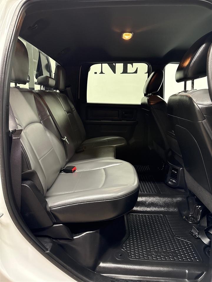 RAM 3500 Crew Cab 4WD DRW 2022