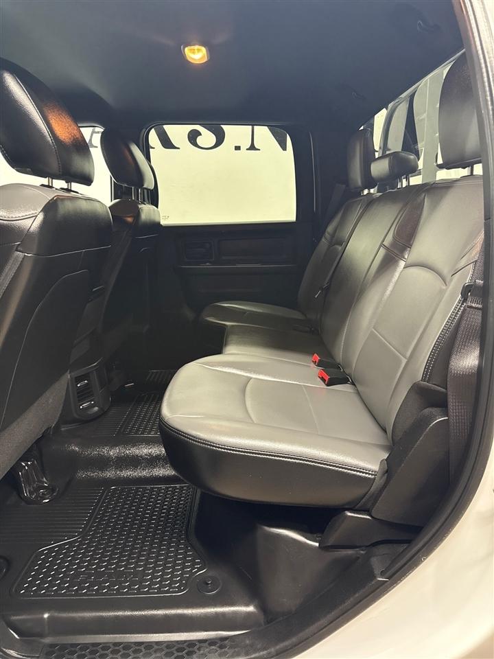 RAM 3500 Crew Cab 4WD DRW 2022