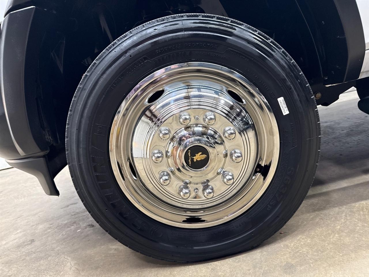 RAM 5500 Crew Cab LWB 4WD DRW 2019