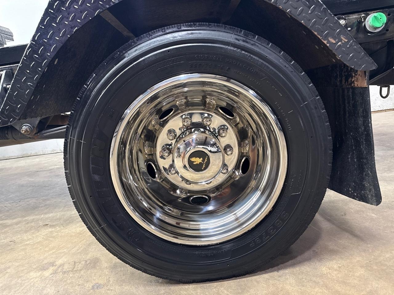RAM 5500 Crew Cab LWB 4WD DRW 2019