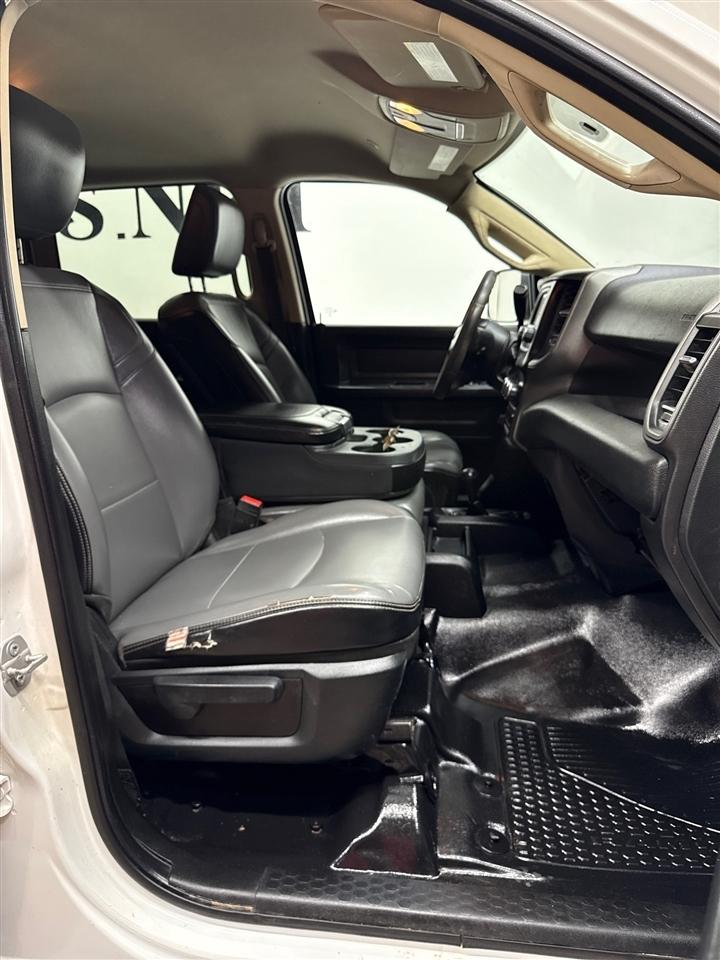 RAM 5500 Crew Cab LWB 4WD DRW 2019