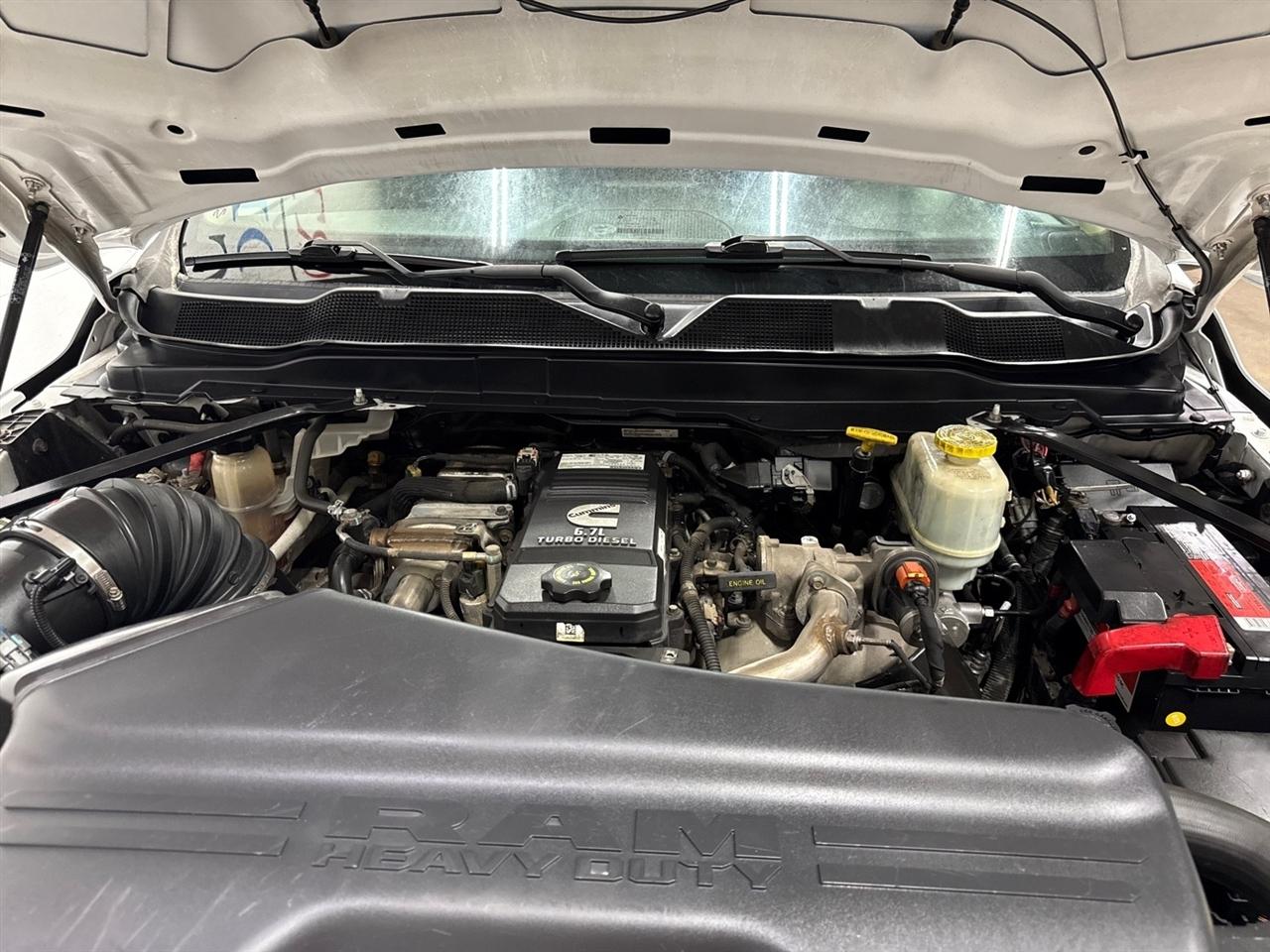 RAM 5500 Crew Cab LWB 4WD DRW 2019