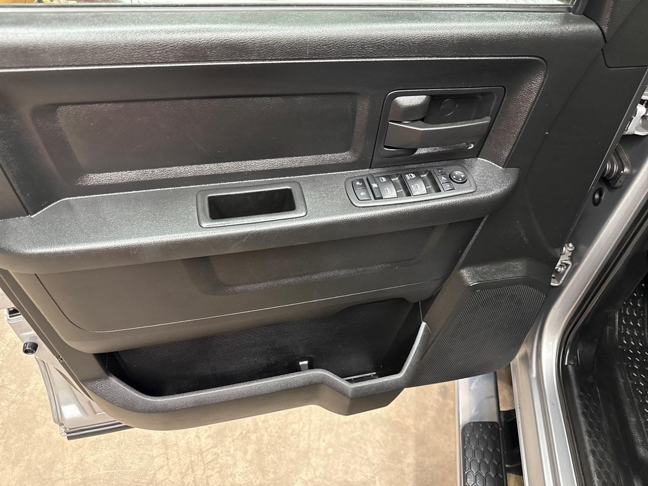 RAM 3500 Crew Cab 4WD DRW 2022
