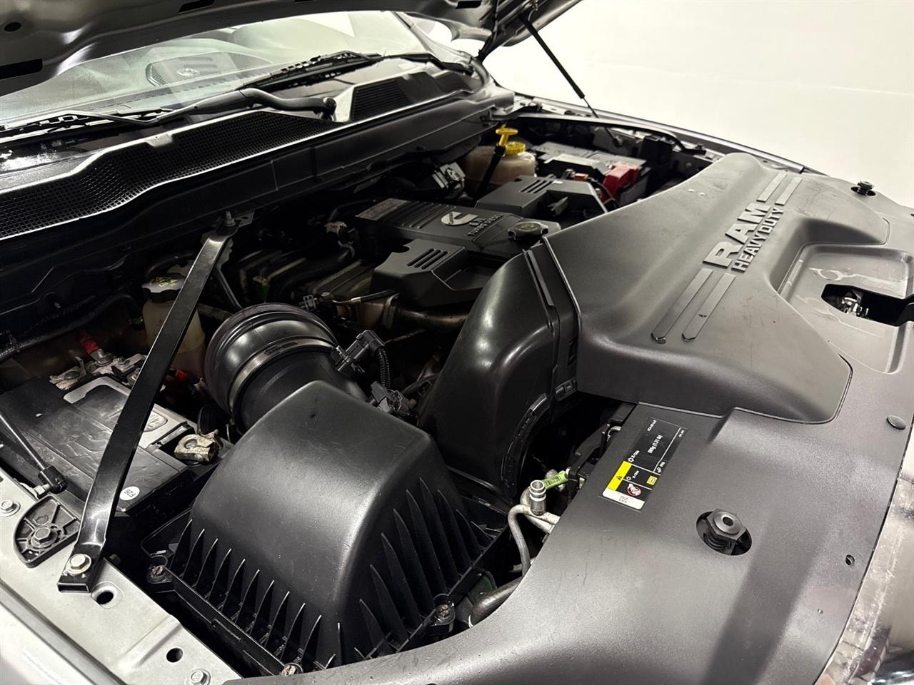 RAM 3500 Crew Cab 4WD DRW 2022