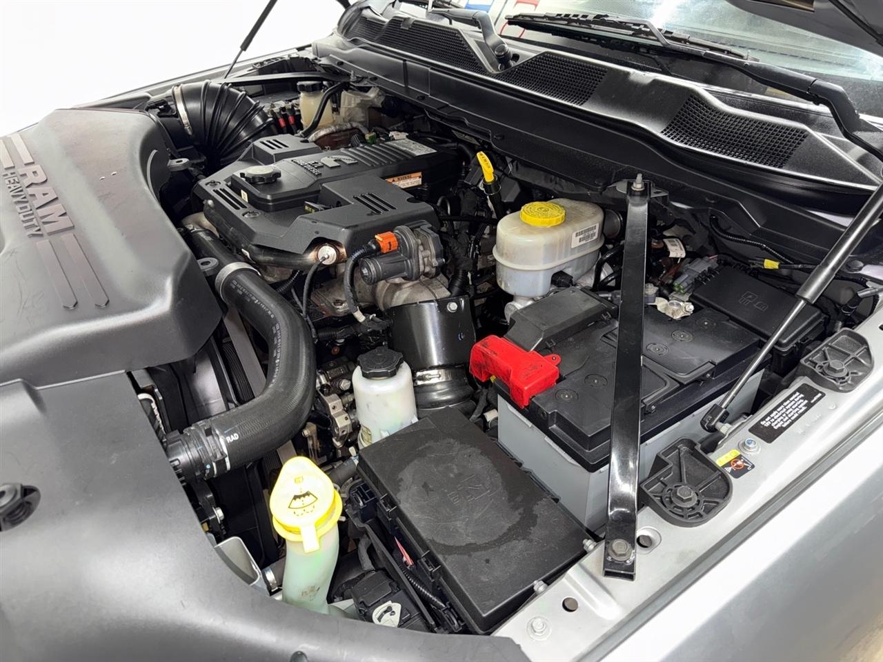 RAM 3500 Crew Cab 4WD DRW 2022
