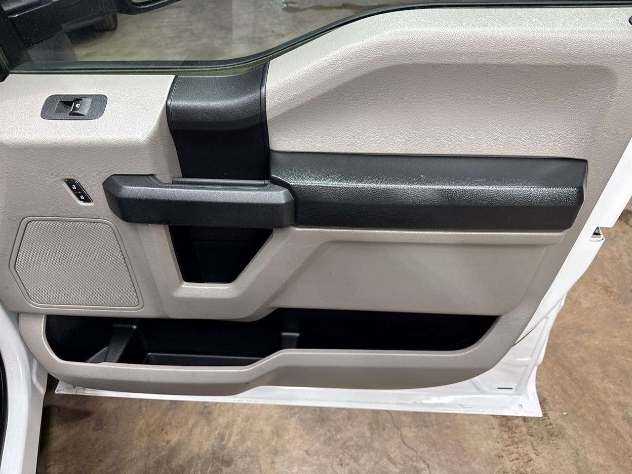 Ford F-550 Crew Cab DRW 4WD 2021