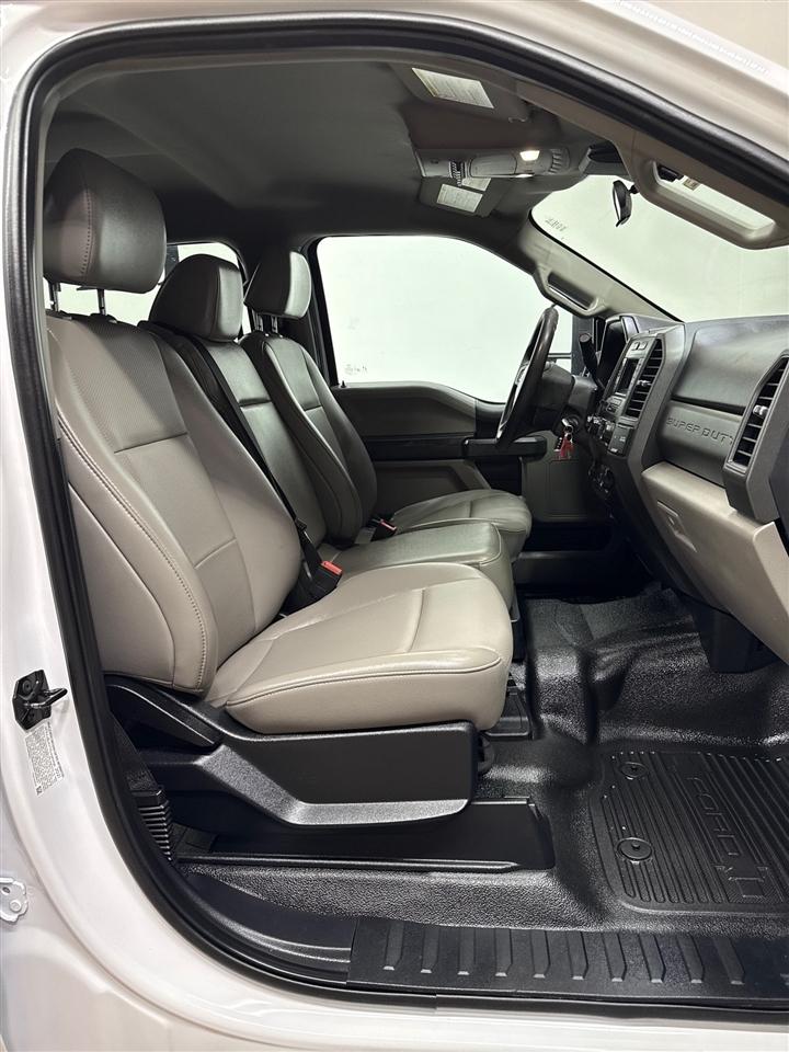 Ford F-550 Crew Cab DRW 4WD 2021