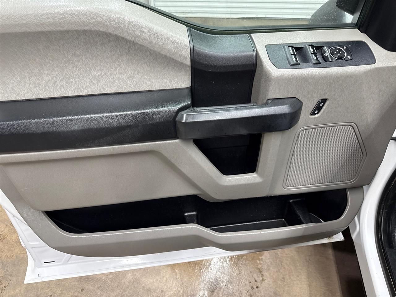 Ford F-550 Crew Cab DRW 4WD 2021