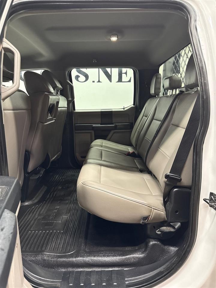Ford F-550 Crew Cab DRW 4WD 2021