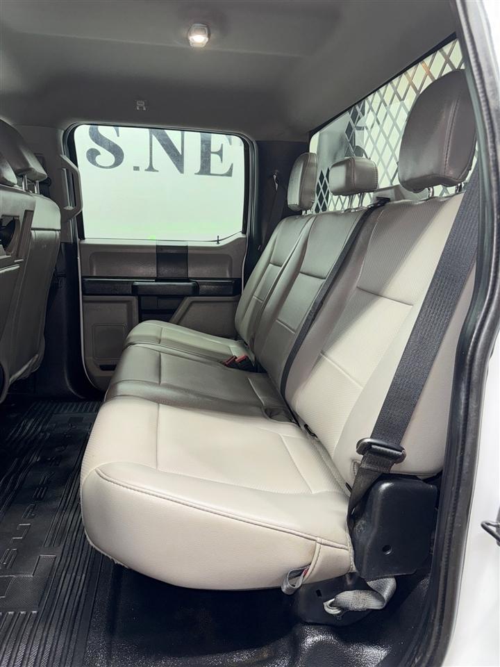 Ford F-550 Crew Cab DRW 4WD 2021
