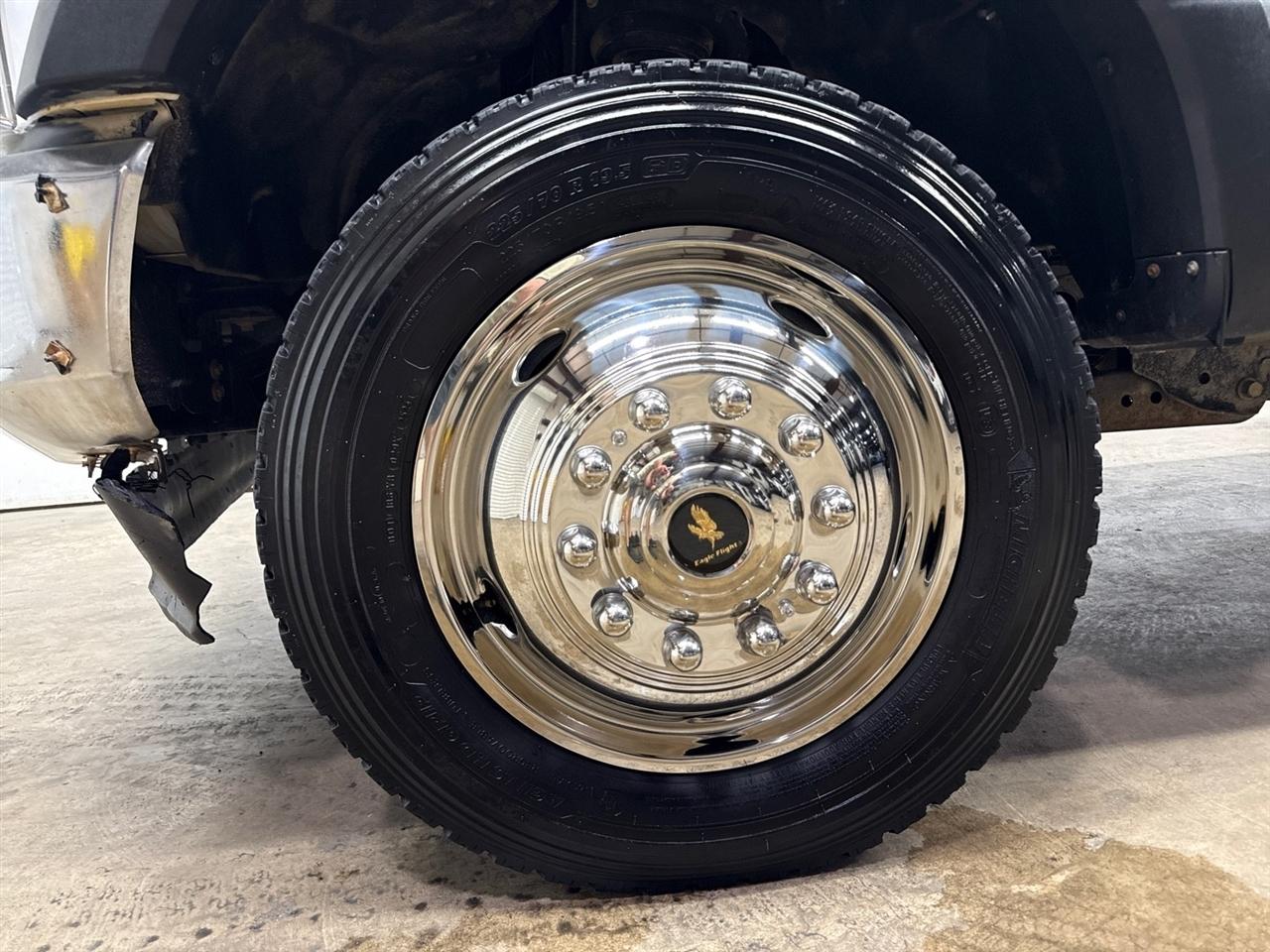 Ford F-550 Crew Cab DRW 4WD 2021