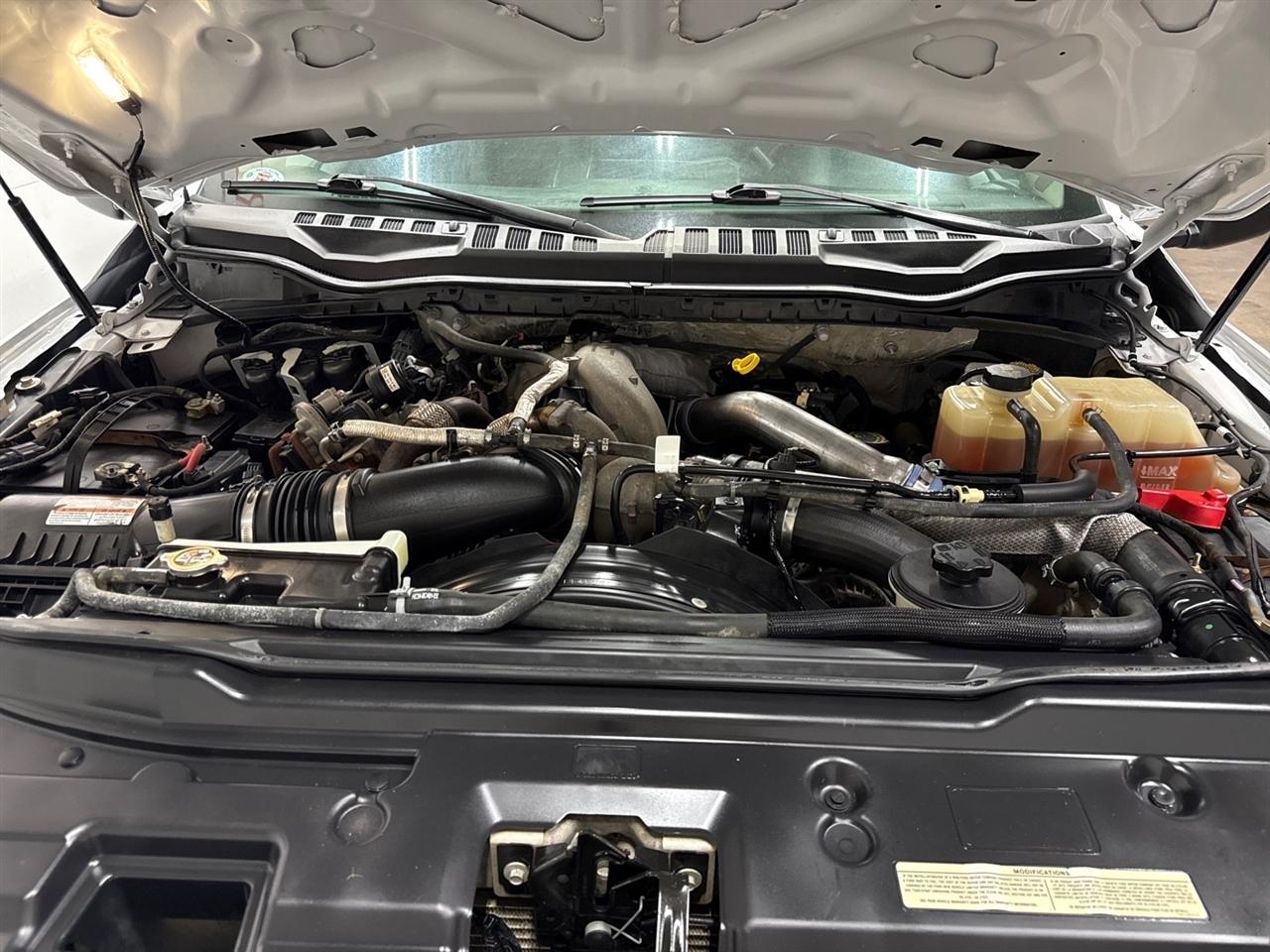 Ford F-550 Crew Cab DRW 4WD 2021