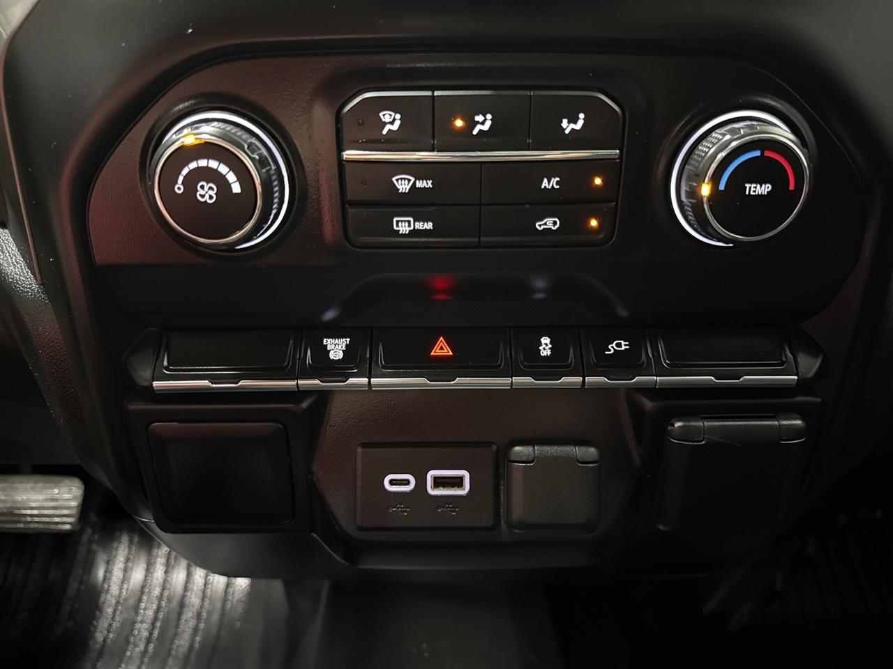 Chevrolet Silverado 3500HD Work Truck 4WD 2021