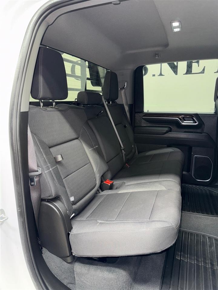 GMC Sierra 3500HD SLE Crew Cab 4WD 2025