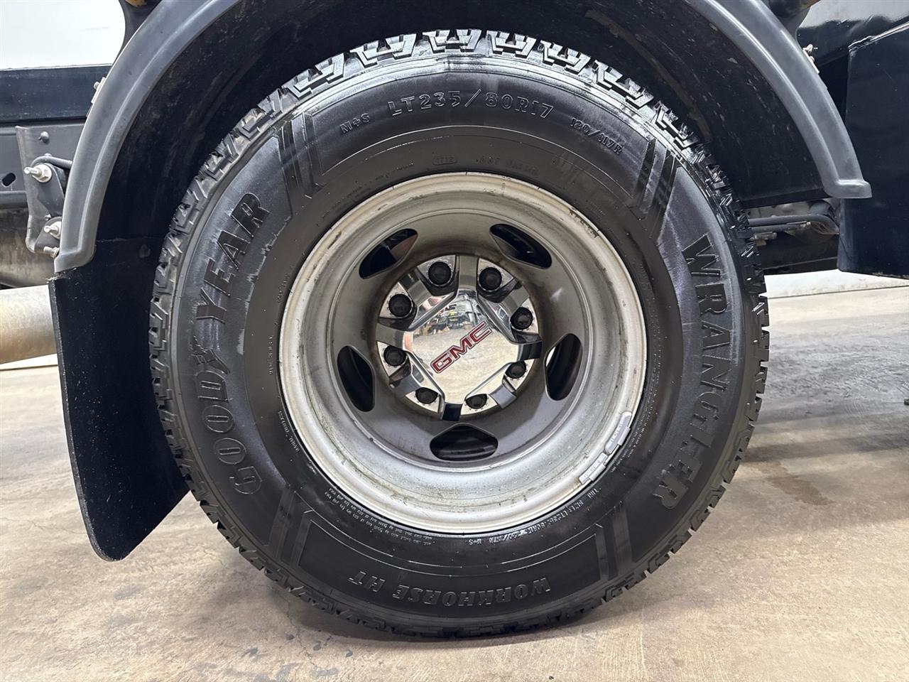 GMC Sierra 3500HD SLE Crew Cab 4WD 2025