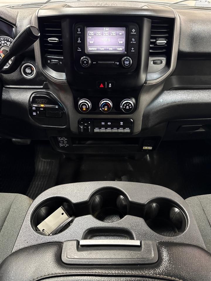 RAM 3500 Tradesman Crew Cab 4WD 2022