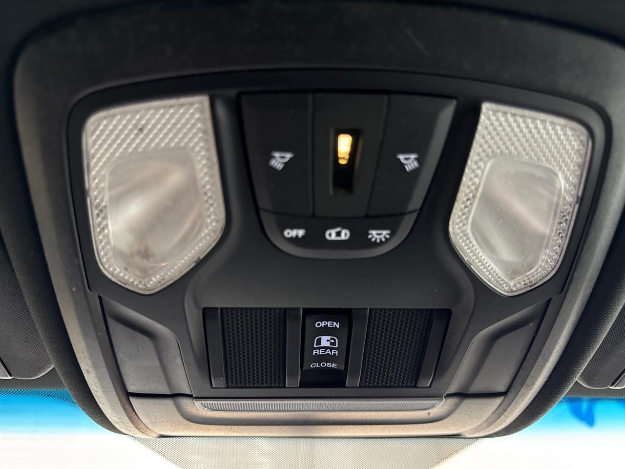 RAM 3500 Tradesman Crew Cab 4WD 2022