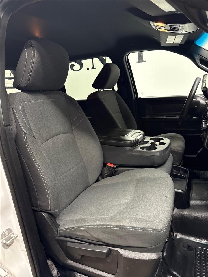 RAM 3500 Tradesman Crew Cab 4WD 2022