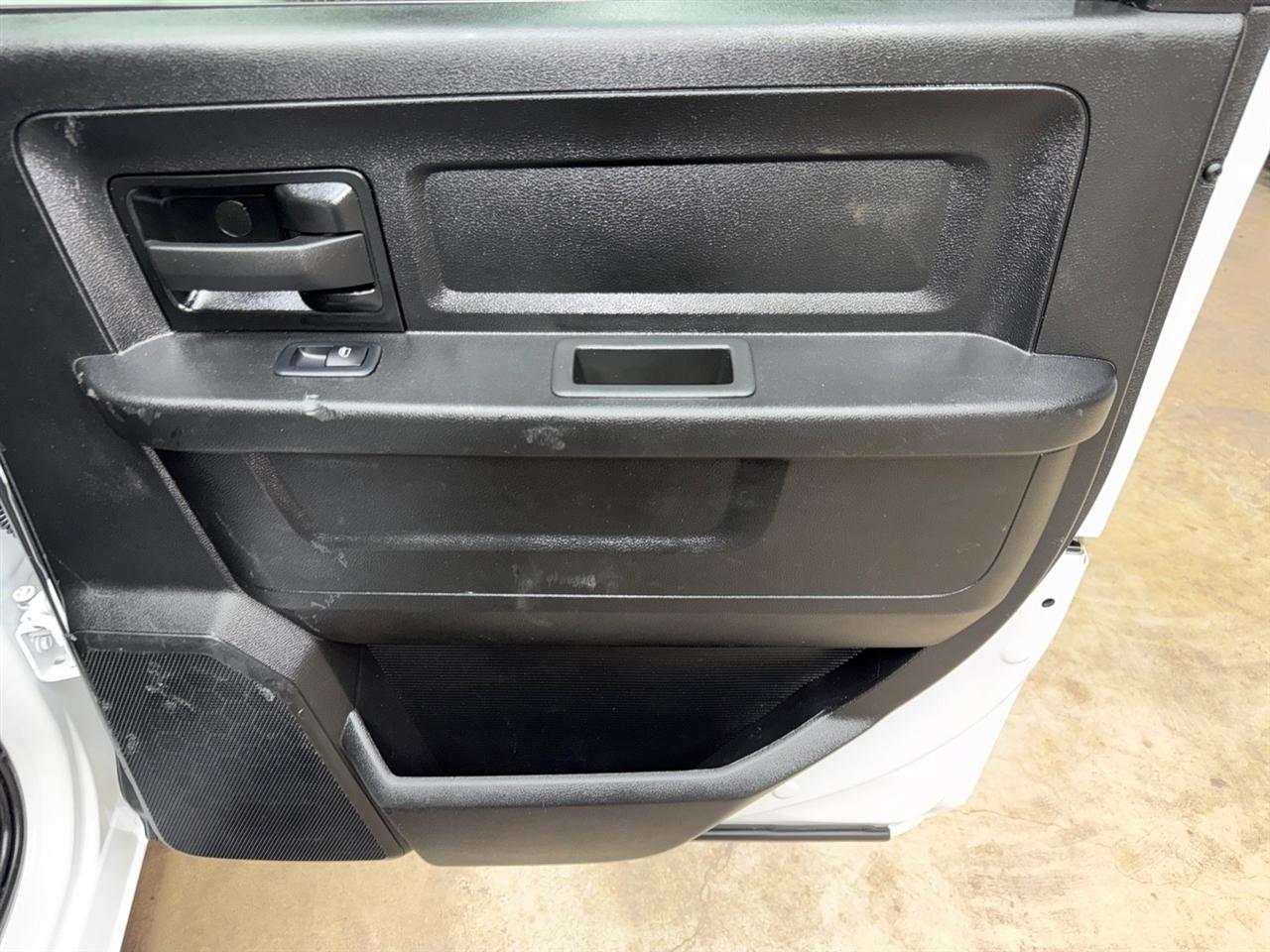 RAM 3500 Tradesman Crew Cab 4WD 2022