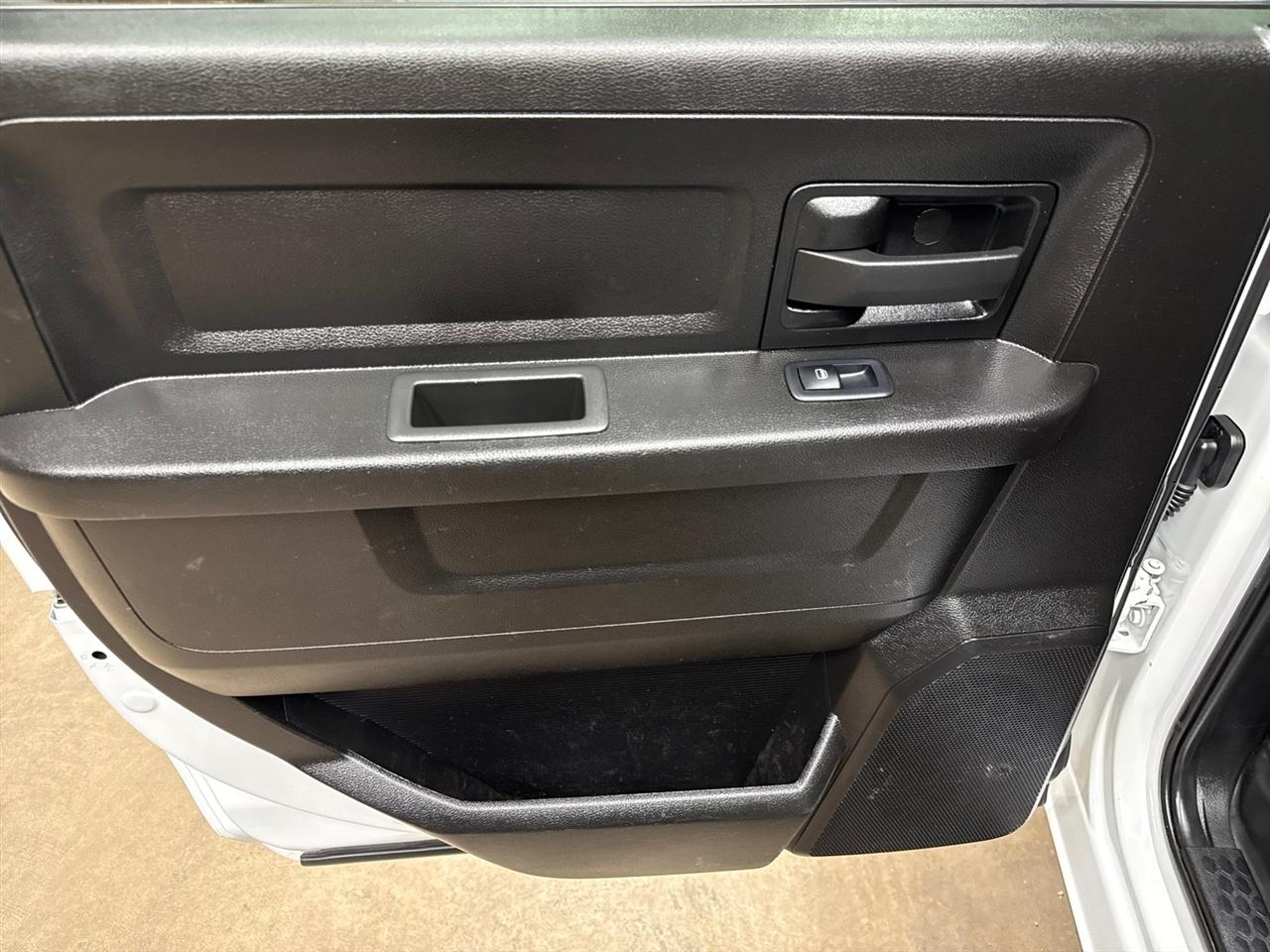 RAM 3500 Tradesman Crew Cab 4WD 2022