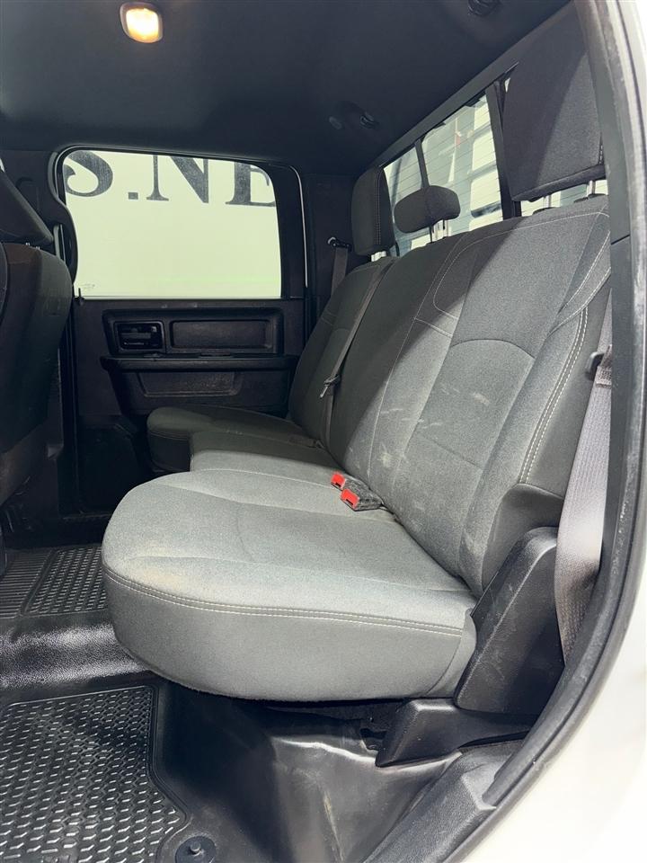 RAM 3500 Tradesman Crew Cab 4WD 2022