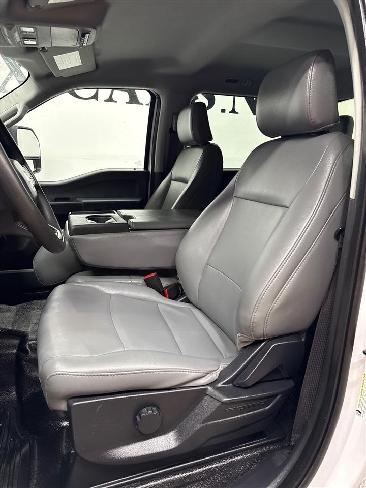 Ford F-350 SD XL Crew Cab Long Bed DRW 4WD 2024