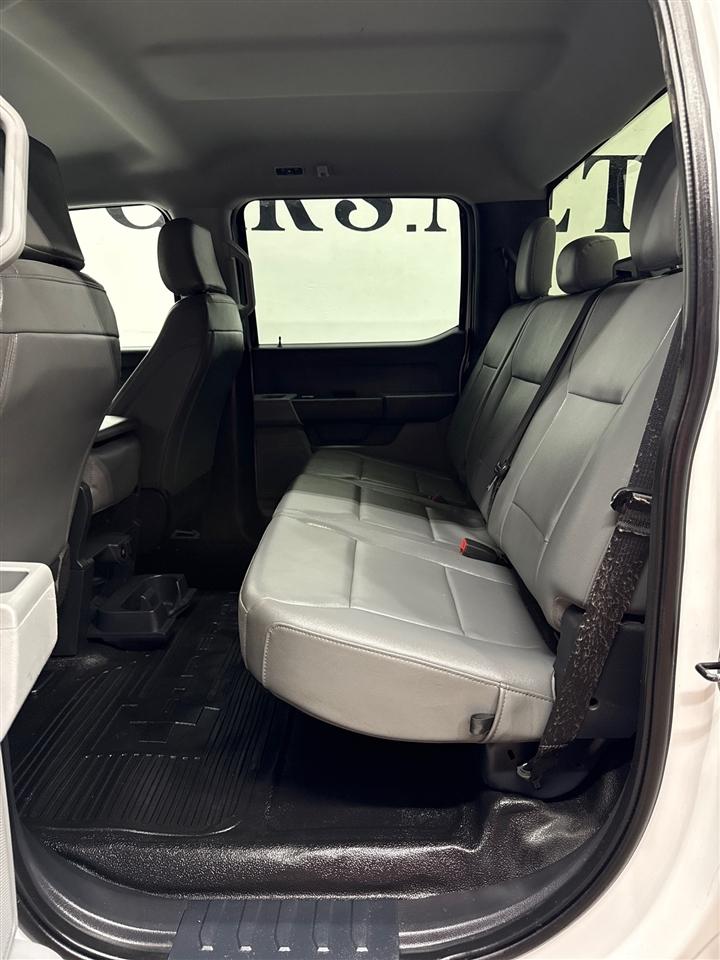 Ford F-350 SD XL Crew Cab Long Bed DRW 4WD 2024