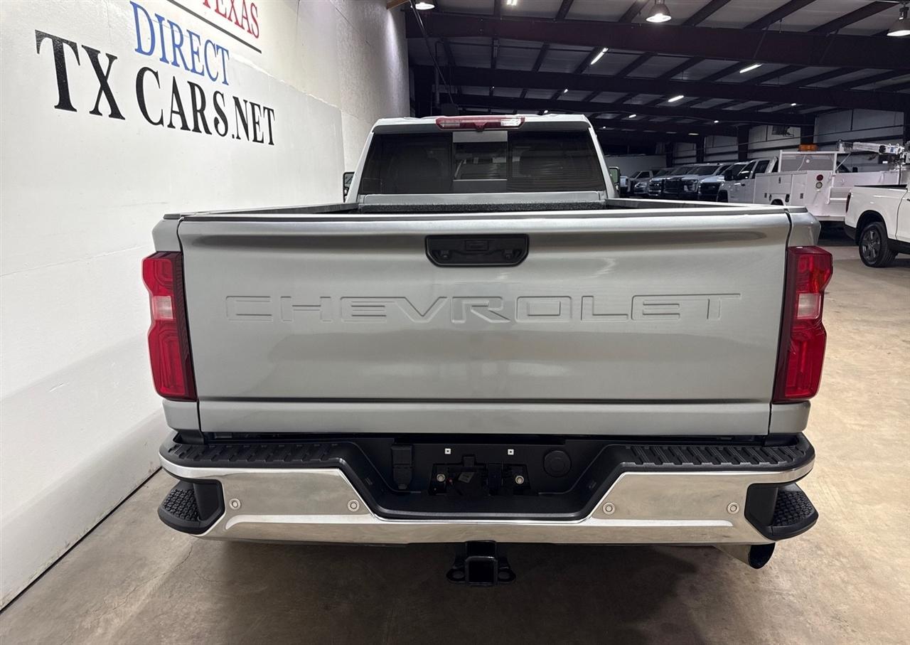 Chevrolet Silverado 3500HD LT Crew Cab 4WD 2024