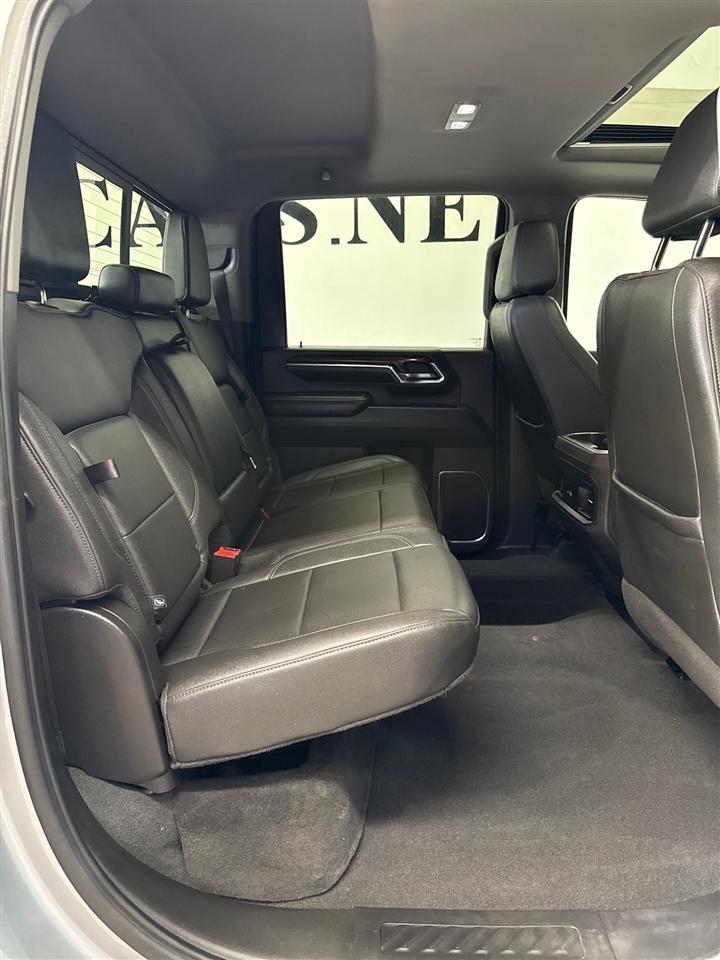 Chevrolet Silverado 3500HD LT Crew Cab 4WD 2024