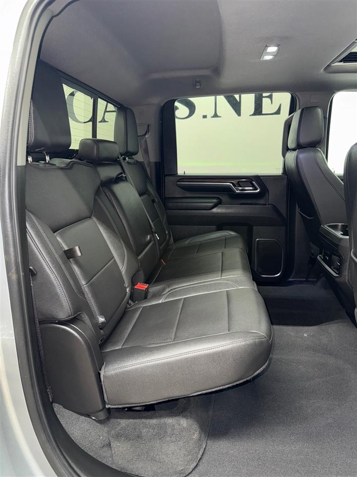 Chevrolet Silverado 3500HD LT Crew Cab 4WD 2024