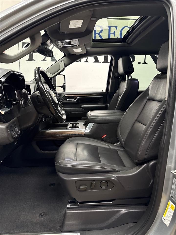 Chevrolet Silverado 3500HD LT Crew Cab 4WD 2024