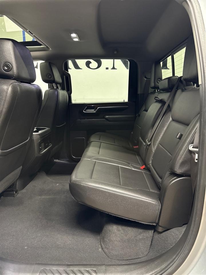 Chevrolet Silverado 3500HD LT Crew Cab 4WD 2024