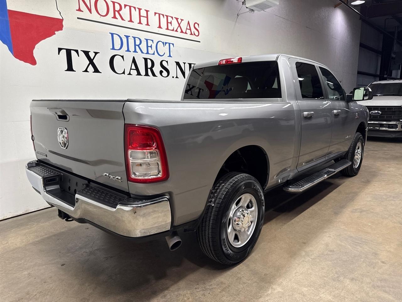 RAM 2500 Tradesman Crew Cab SWB 4WD 2022