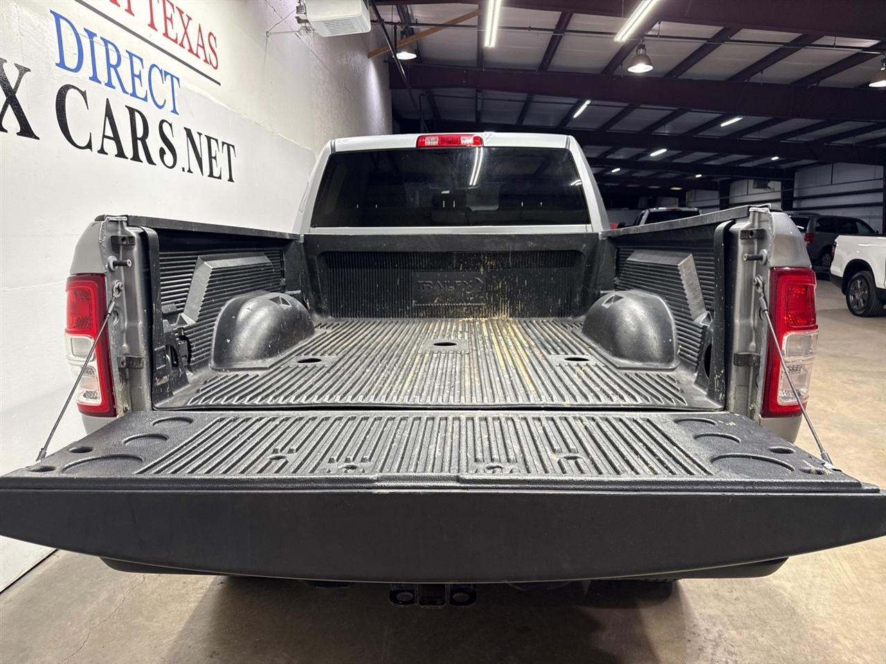 RAM 2500 Tradesman Crew Cab SWB 4WD 2022