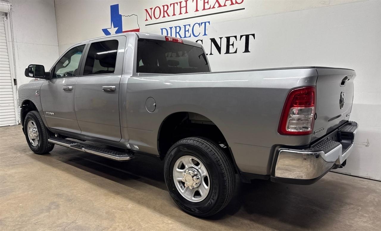 RAM 2500 Tradesman Crew Cab SWB 4WD 2022